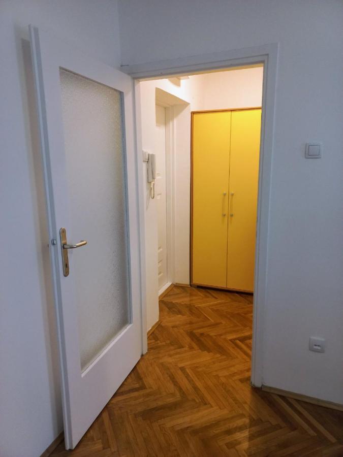Apartment Danica Белград Экстерьер фото